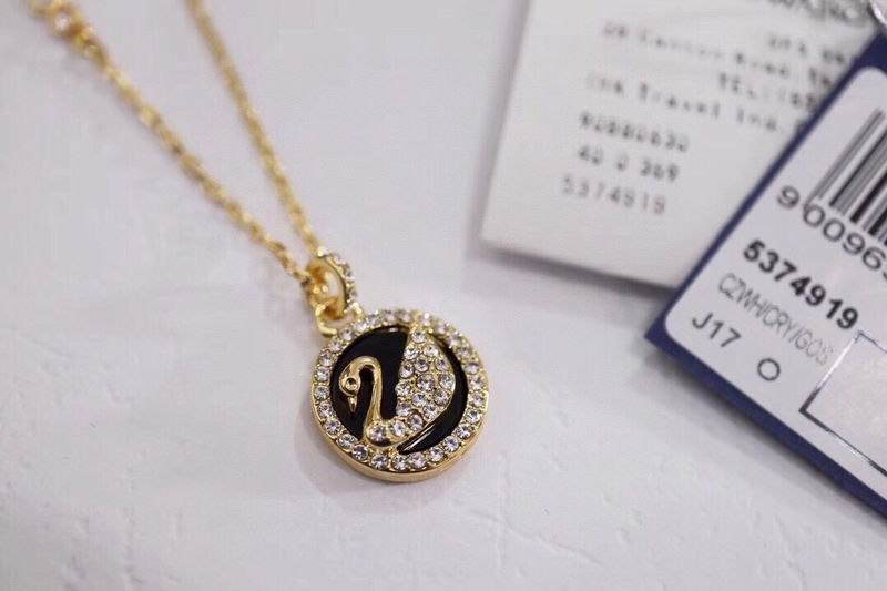 Swarovski Necklace 01lyr62